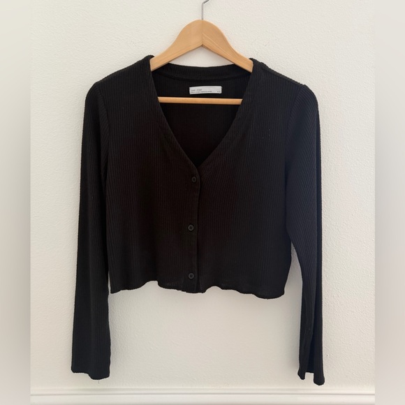 OAK + FORT Sweaters - OAK + FORT Black Ribbed Cropped Cardigan - Size Medium